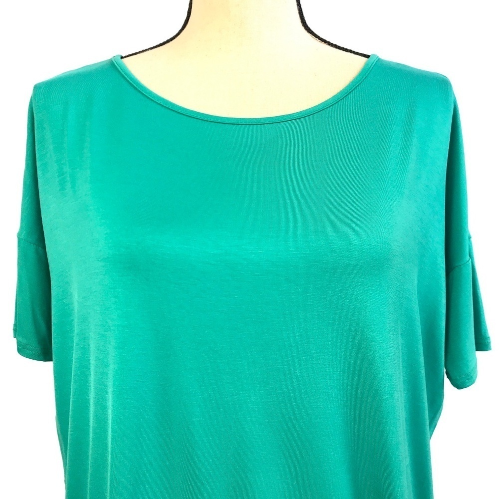 Super Turquoise Shorts Sleeve Top